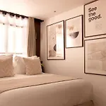 Chic A C Central Apt - 2Bdr 6P - Faubourg S Denis