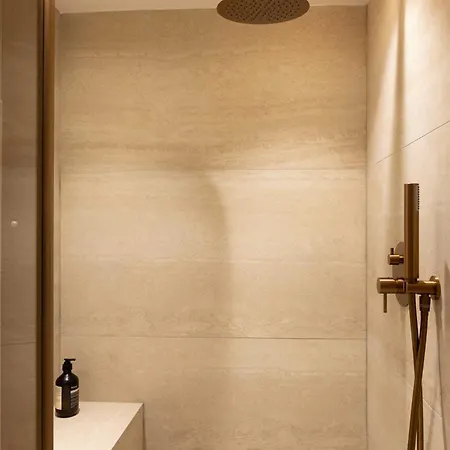 Appartamento Chic A C - 2bdr 6p - Faubourg S Denis *